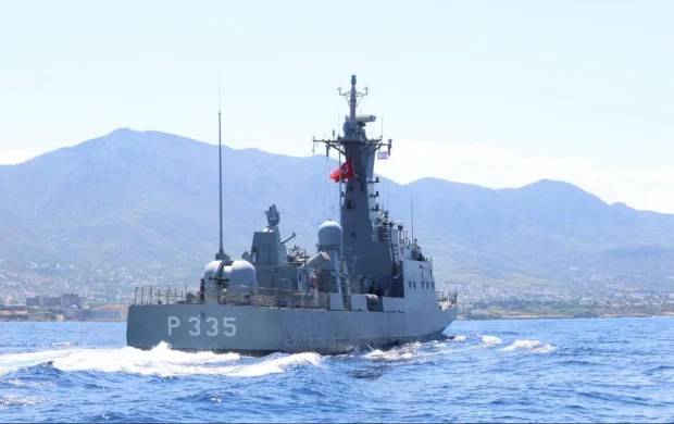 TCG Işın alabora olan geminin enkazı için taramalara başladı