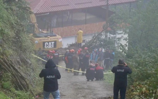 Trabzon'da heyelan: 1 can kaybı