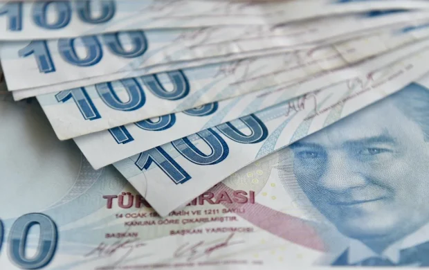 Eylül ayı yaşlı ve engelli aylıkları hesaplara yatırılmaya başlandı