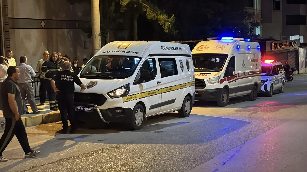 Karabük'te dairede çıkan yangında 2 kişi dumandan etkilendi