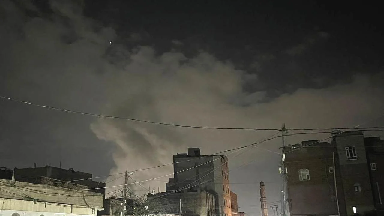 Yemen ordusu: Taiz'de hava saldırılarında onlarca Husi öldürüldü
