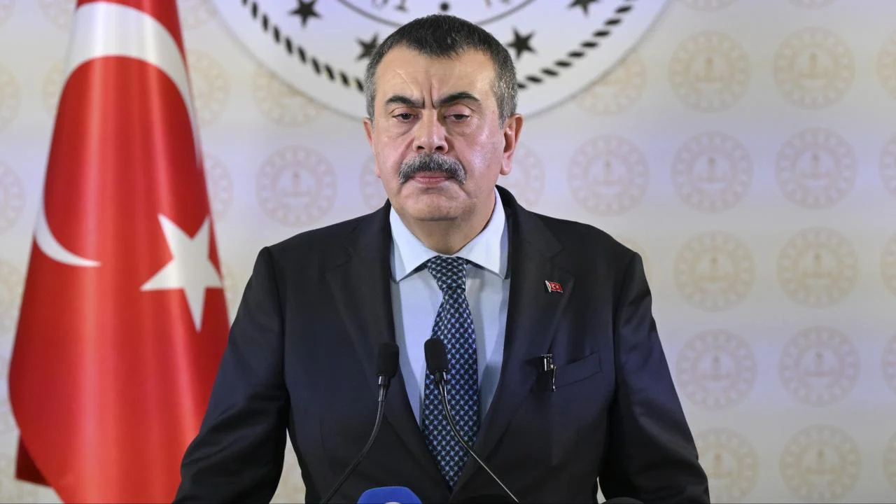 Bakan Tekin: Bütün okullarımız tek tek gözden geçirildi