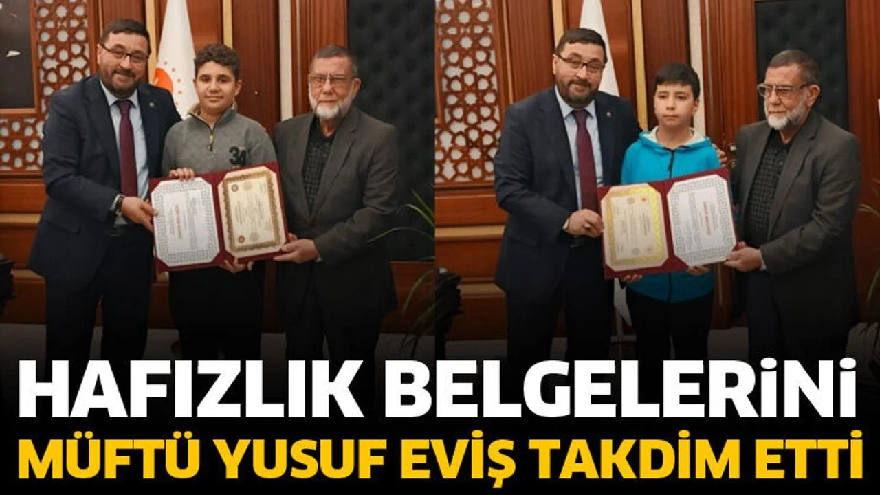 Hafızlık belgelerini Müftü Yusuf Eviş takdim etti