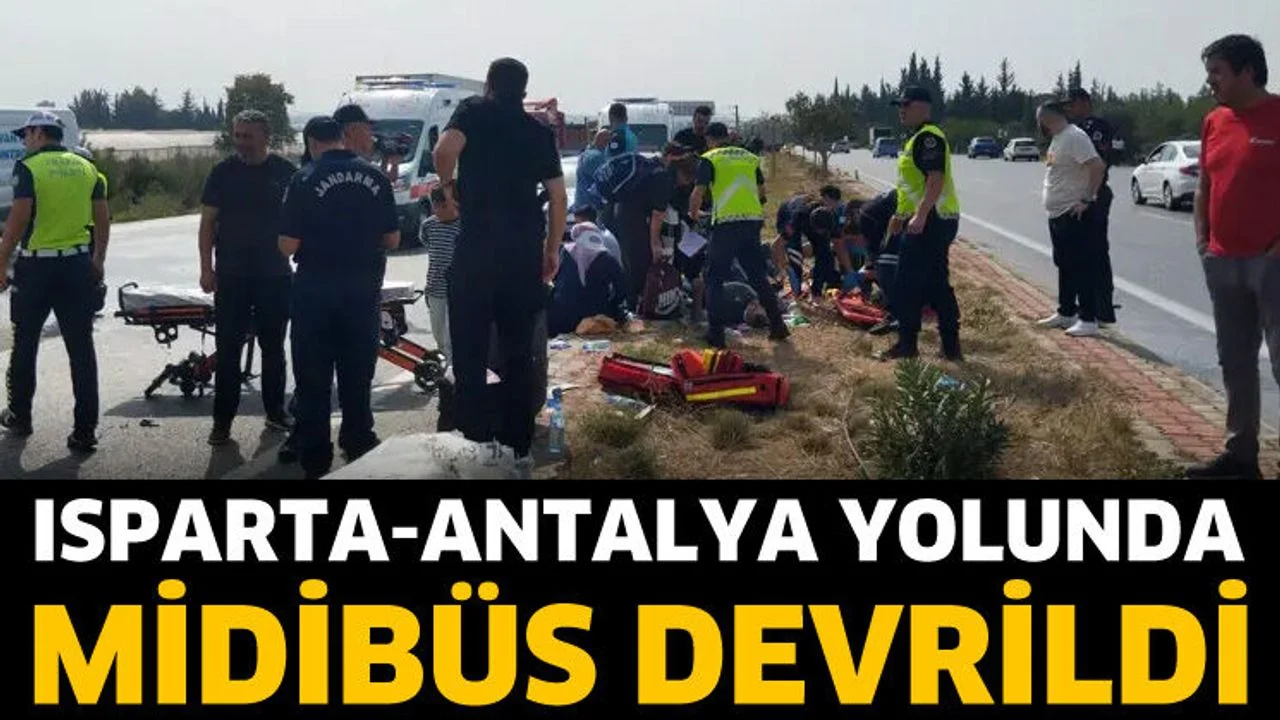 Midibüs devrildi! Yaralılar var