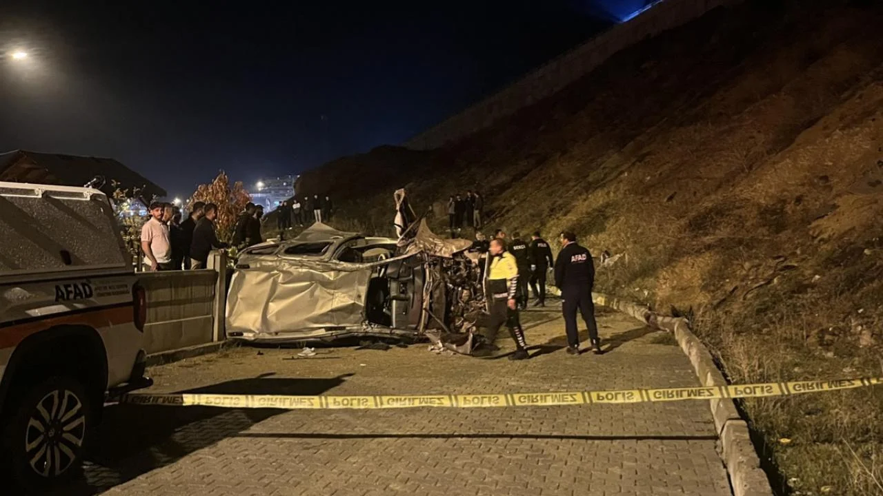 Şarampole devrilen araç takla attı: 2 ölü, 2 yaralı