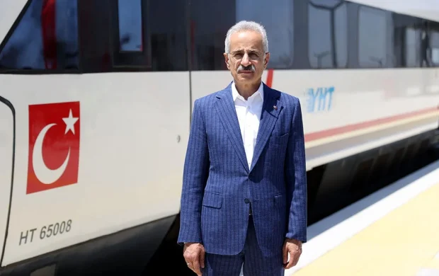 Bakan Uraloğlu: 2 yılda 14 Milli Hızlı Tren seti üretmeyi hedefliyoruz