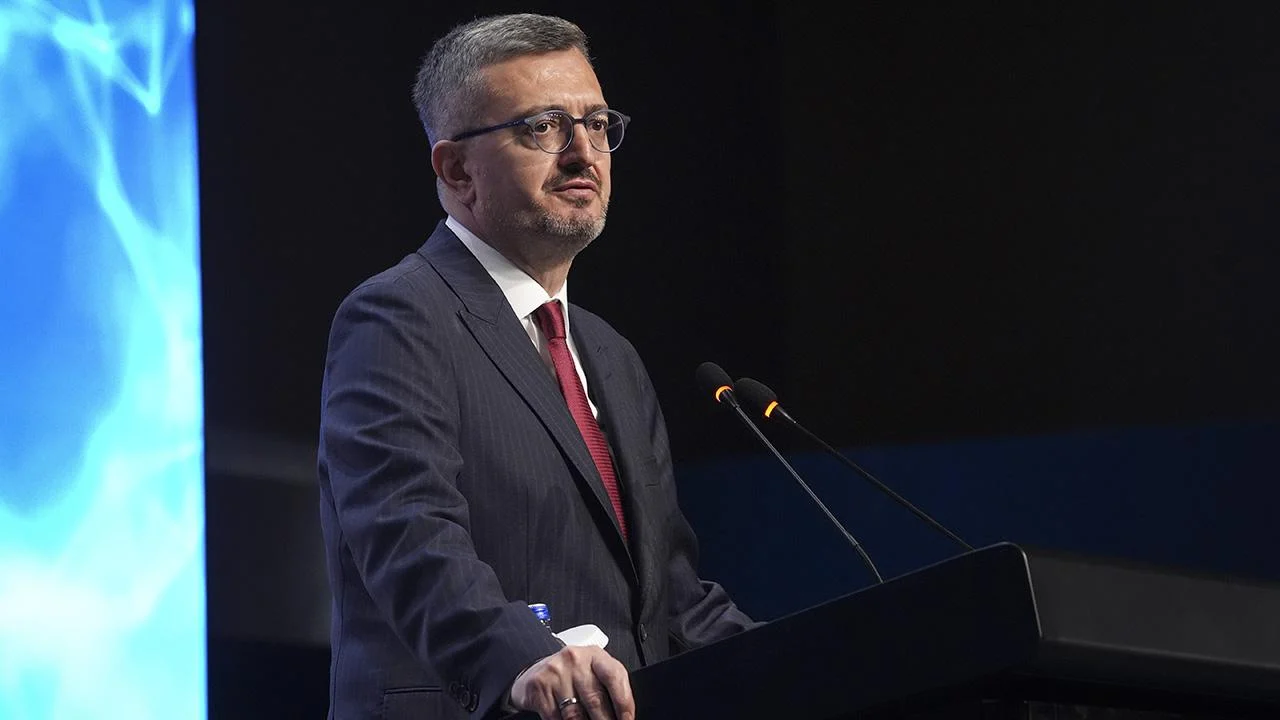 İletişim Başkanı Duran'dan Antalya'daki hortumda hayatını kaybedenler için taziye mesajı