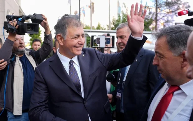İzmir Büyükşehir Belediye Başkanı Tugay: İnanın İzmir bir anda rahatlayacak, iyi olacak