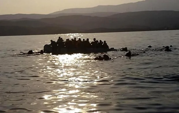 İspanya'nın Kanarya Adaları'na son bir haftada 1260 düzensiz göçmen geldi