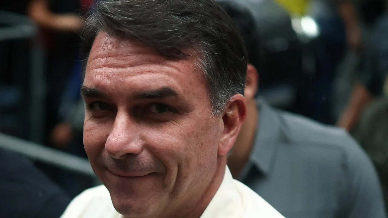 Brezilya'da seçimi kaybeden Bolsonaro, Arjantin üzerinden ABD'ye kaçtı