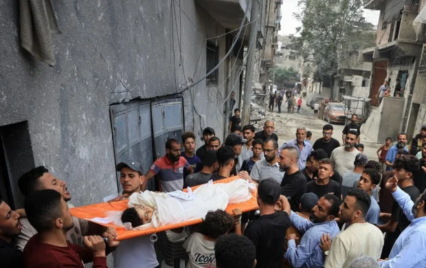 Gazze'de enkaz altından çıkarılan 75 Filistinlinin cenazesi defnedildi