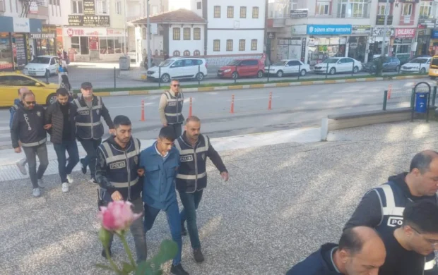 15 ilde "Nitelikli Dolandırıcılık" operasyonu: 244 gözaltı