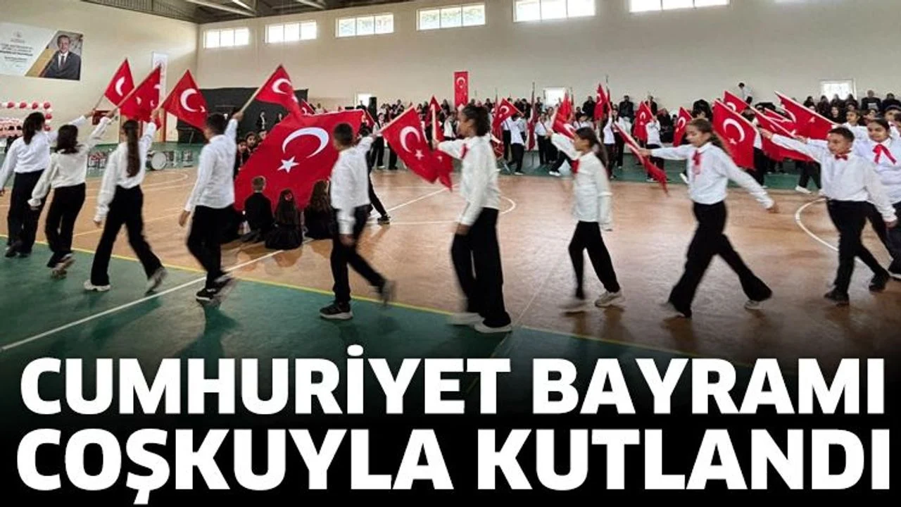 Cumhuriyet Bayramı Coşkuyla Kutlandı