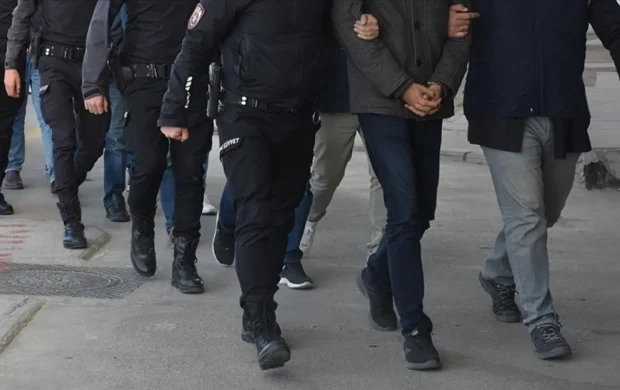 FETÖ'nün adliye yapılanmasına operasyon: 19 gözaltı