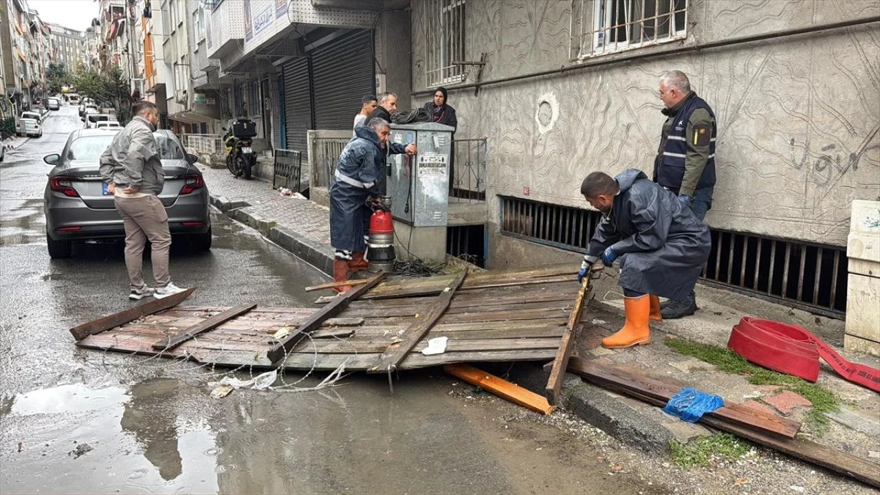 İstanbul Valisi Gül: Sel mağdurlarına para yardımı yapıldı