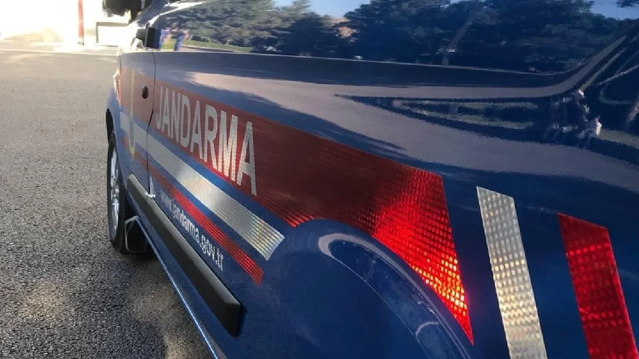 Çankırı'da otomobil devrildi: 1 ölü, 2 yaralı