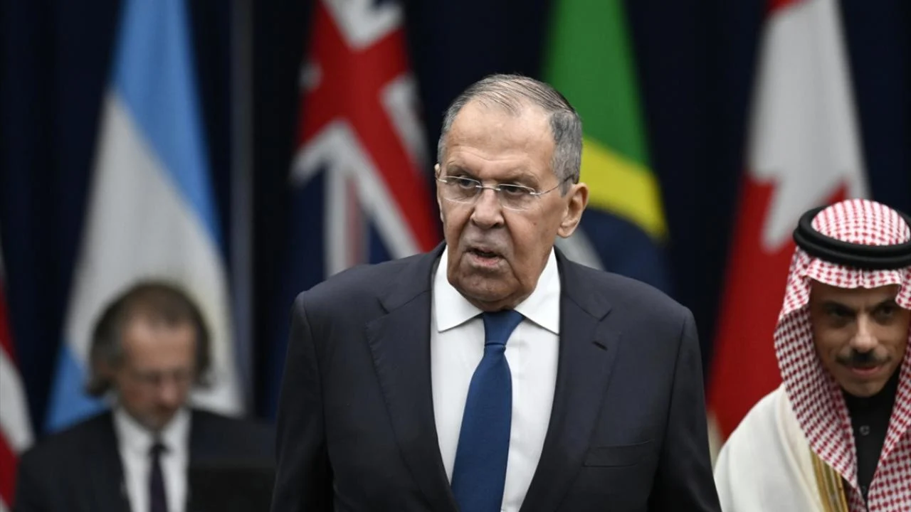 Lavrov krizi G20 aile fotoğrafını iptal ettirdi