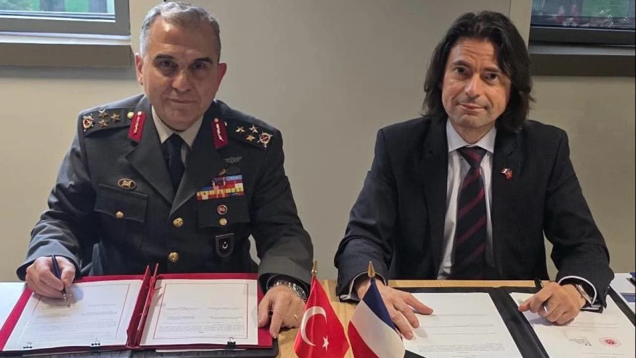 Türkiye ve Fransa'dan savunmada iş birliği anlaşması
