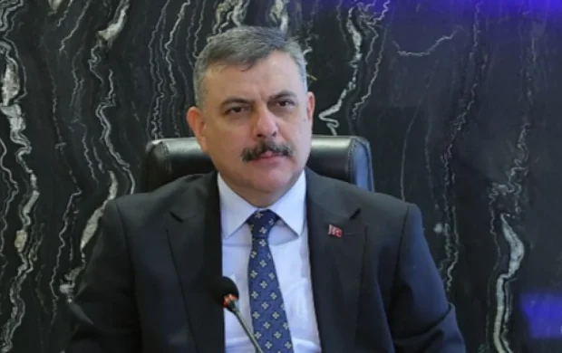 Bakan Çiftçi'den kısmen çöken binada hayatını kaybedenler için taziye mesajı