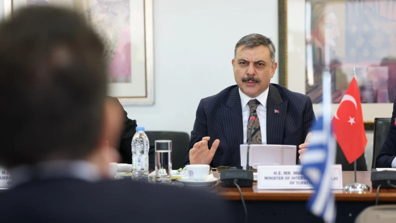 Bakan Çiftçiden Yunanistana çağrı: FETÖ mensuplarını iade edin