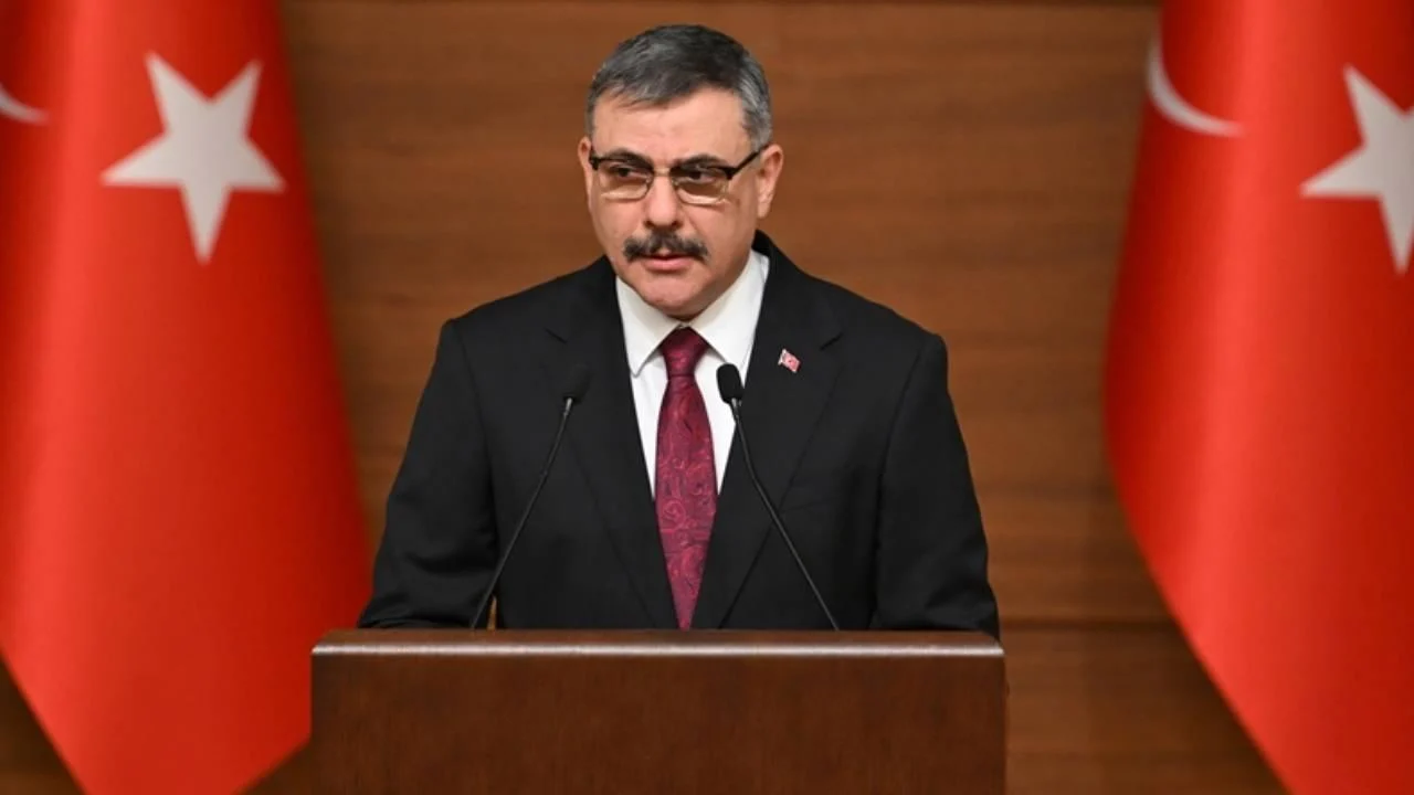 Bakan Çiftçi'den TDT Zirvesi paylaşımı