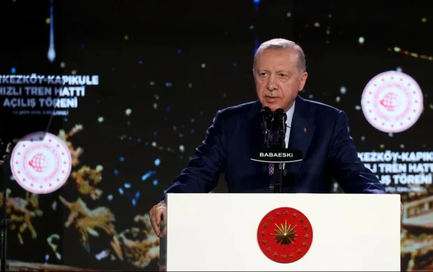 Erdoğan: Kim milletin emanetine el uzatırsa karşısında bizi bulur