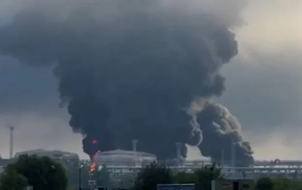 Ukrayna: Rusya'daki Uhta Petrol Rafinerisi'ne saldırı düzenledik