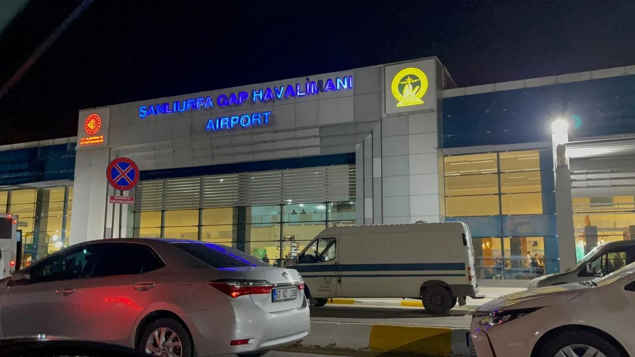 Şanlıurfa'da uçakta bomba ihbarı: Yapılan aramada olumsuzluk tespit edilmedi