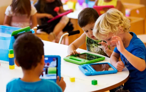 ABD'de okullarda tablet tartışması büyüyor