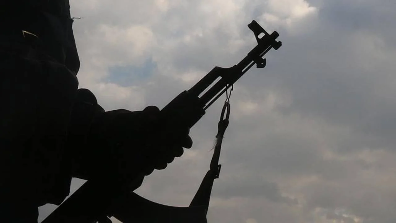 Irak güvenlik güçleri bazı noktaları terör örgütü PKK'dan devraldı