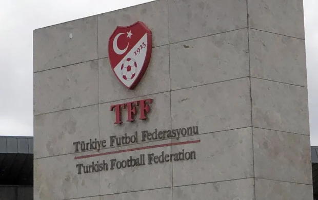 TFF'de 5 istifa