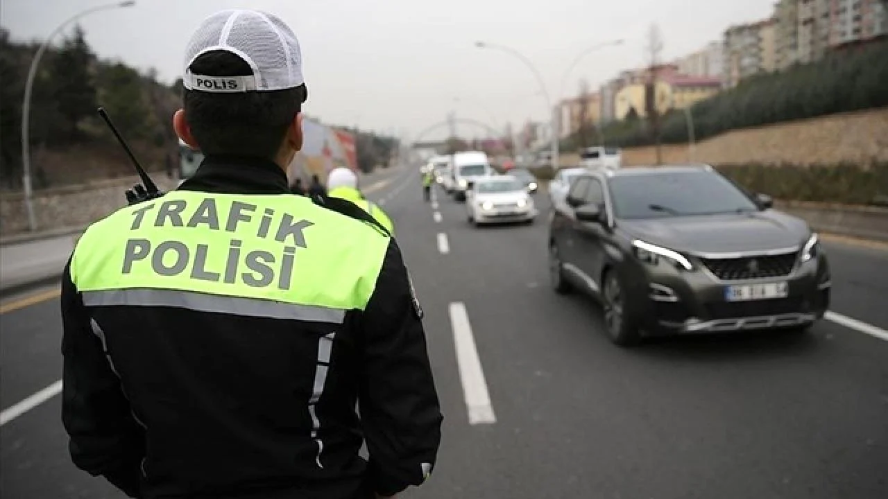 İstanbul'da bazı cadde ve yollar trafiğe kapatıldı