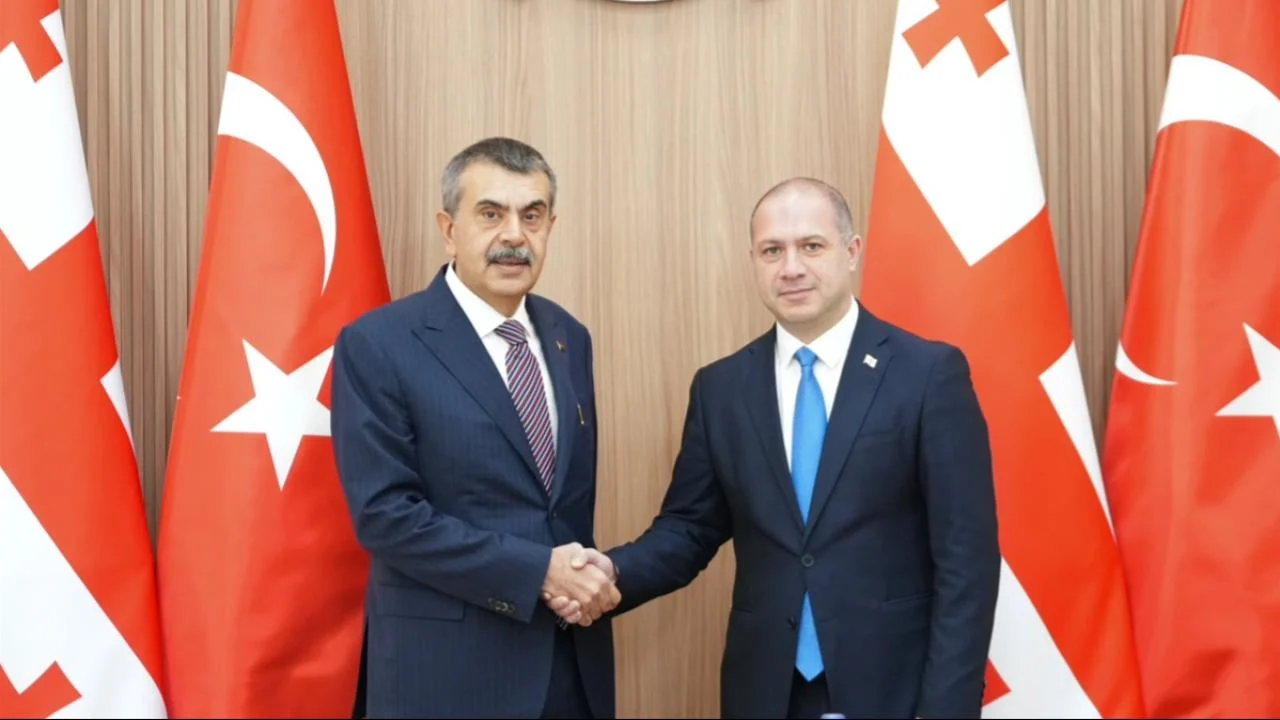 Türkiye ile Gürcistan arasında eğitim alanında iş birliği